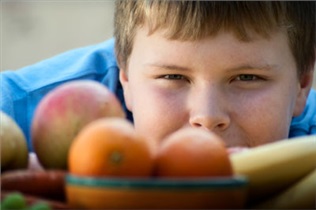 حدود 30 درصد کودکان به اضافه وزن و چاقی مبتلا هستند