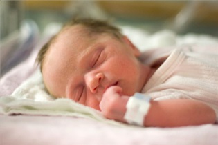  زایمان زود هنگام بر سلامت نوزاد تاثیر دارد