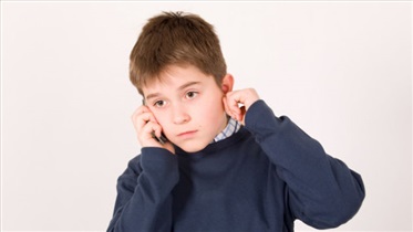 چطور استفاده از شماره‌ تلفن‌های اضطراری را به کودکان آموزش دهیم؟ 