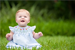 از تولد تا 7 ماهگی؛ همه آنچه که باید درباره تغییرات نوزاد بدانید