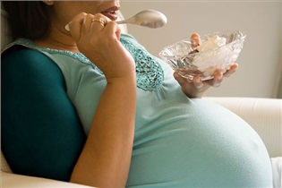  من باردارم، پس حق دارم چاق شوم!