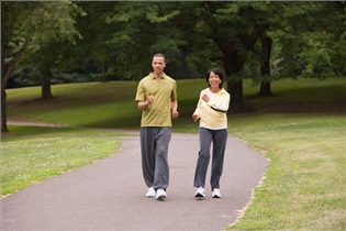4 راه تقویت استخوان ها هنگام پیاده روی 