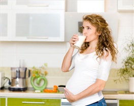 خانم‌های باردار با این 2 نکته تغذیه‌ای به جنگ کمر درد بروند