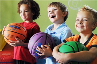 بچه‌های دبستانی به چند ساعت ورزش روزانه نیازمندند؟