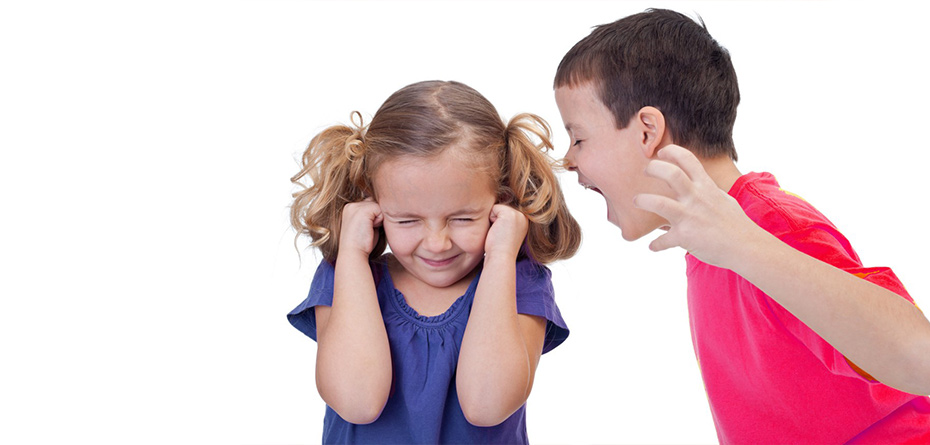 رفتارهای پرخاشگرانه کودکانتان را جدی بگیرید