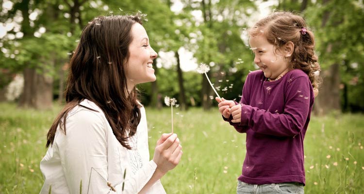 تربیت کودک شاد به مادر شاد وابسته است