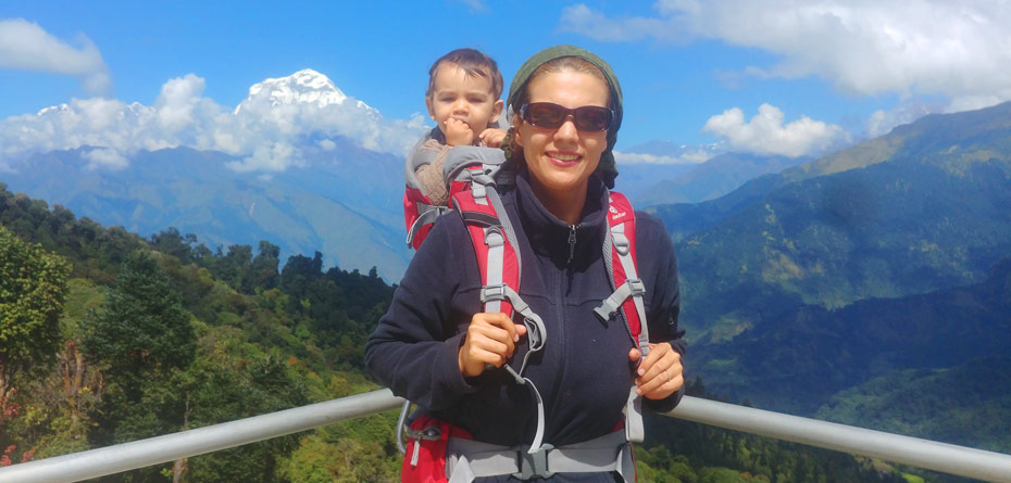  مادری که با فرزند 16 ماهه‌اش از هیمالیا بالا رفت!