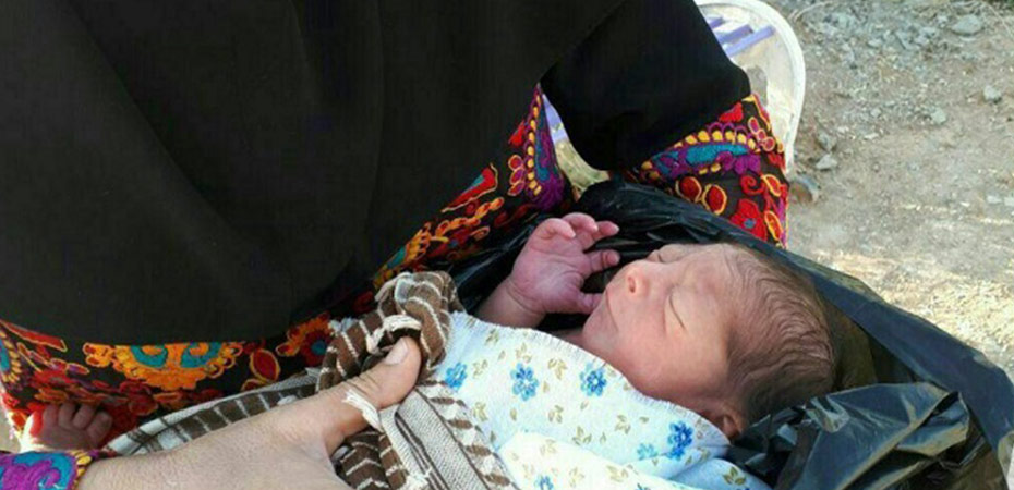 پیدا شدن یک نوزاد در کیسه زباله در کرمانشاه!