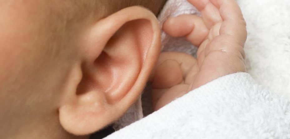 سالانه ۳ تا ۵ هزار نوزاد با مشکل شنوایی متولد می شوند