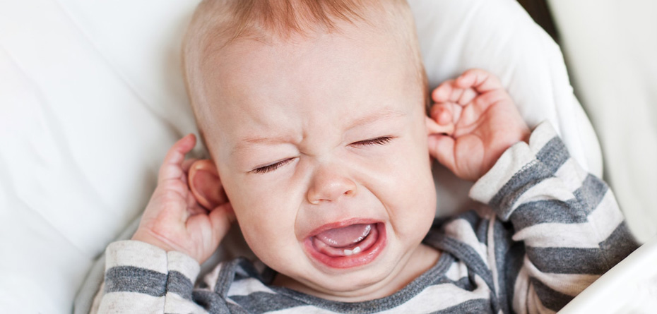 درمان گوش درد نوزاد