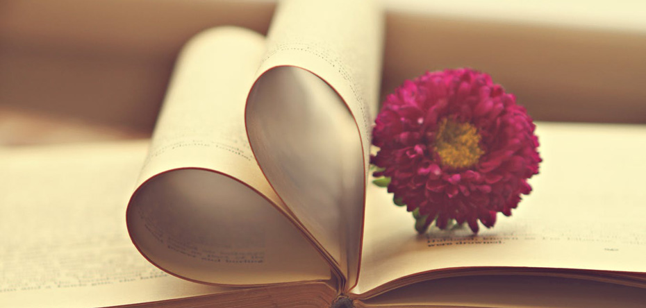 4 رمان عاشقانه جذاب که خانم‌ها باید بخوانند