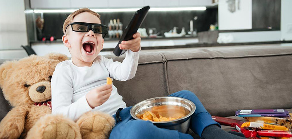 اثبات تأثیر منفی تبلیغات تلوزیونی بر عادت غذایی کودک